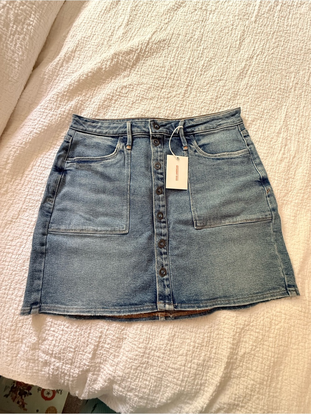 GOOD AMERICAN | Light Blue Button-Front Denim Mini Skirt